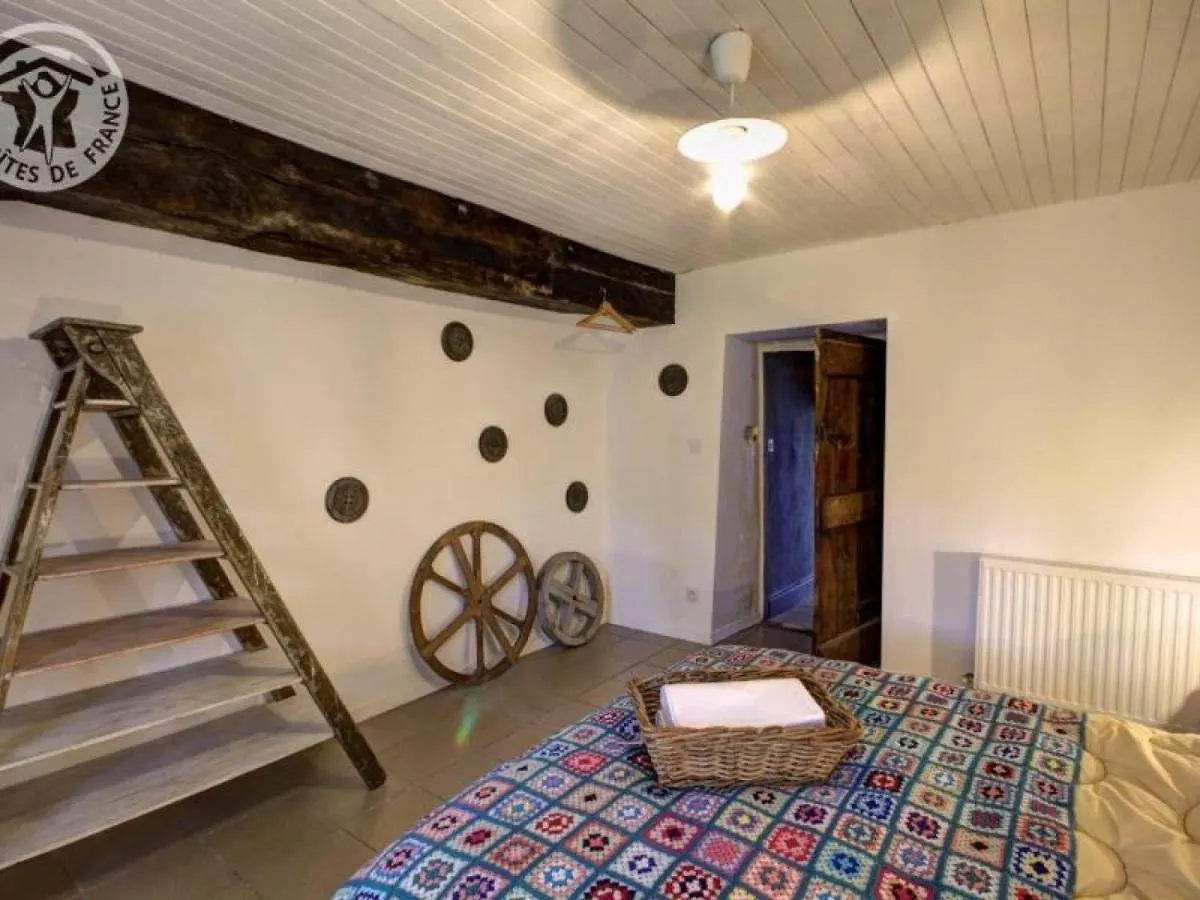 Holiday home Gite Familial 14 Pers. Avec Piscine Chauffee, Spa, Sauna, Terrains De Jeux Et Borne Electrique. - Fr-1-496-3 Vivans