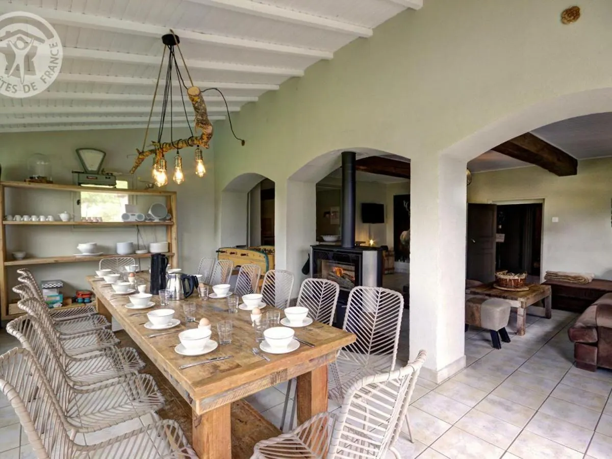 Gite Familial 14 Pers. Avec Piscine Chauffee, Spa, Sauna, Terrains De Jeux Et Borne Electrique. - Fr-1-496-3 Vivans